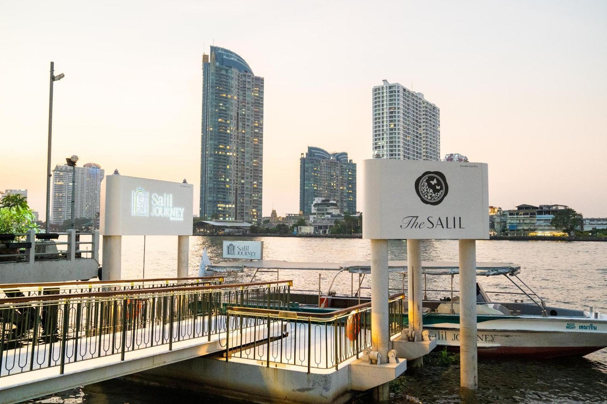 The Salil Hotel Riverside Bangkok Exteriér fotografie The River Pier