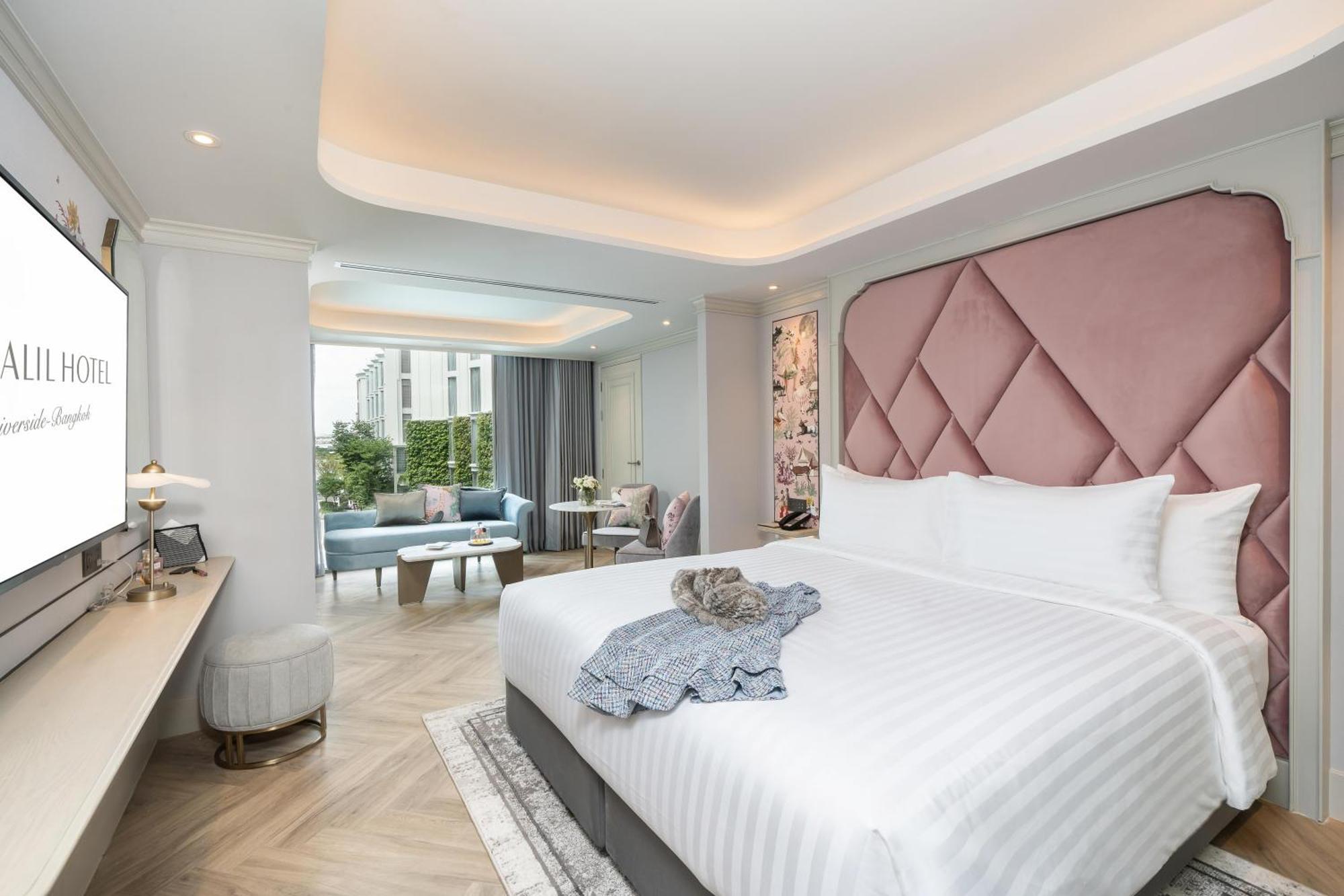 The Salil Hotel Riverside Bangkok Exteriér fotografie Deluxe Suite