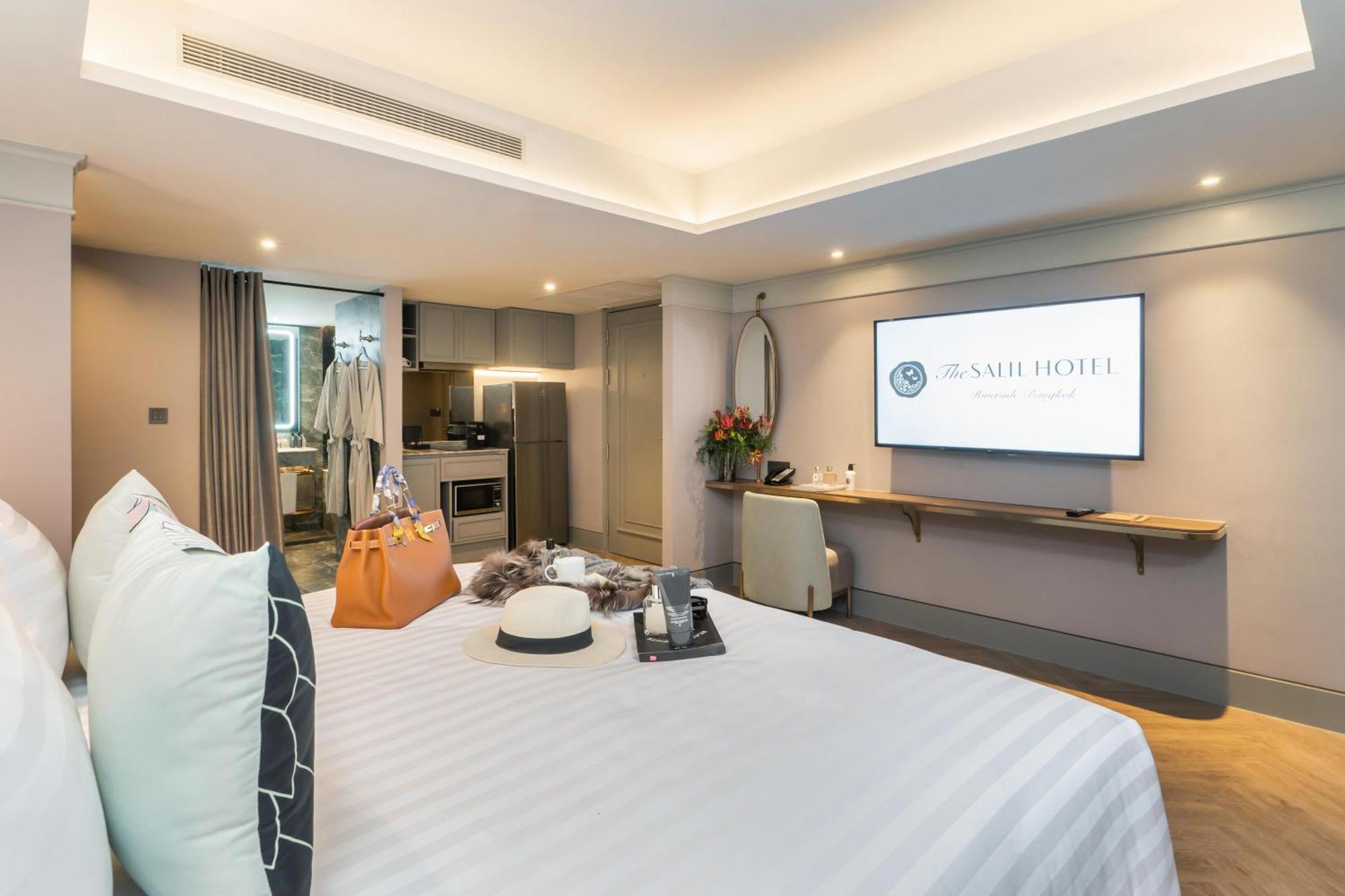 The Salil Hotel Riverside Bangkok Exteriér fotografie Deluxe Suite